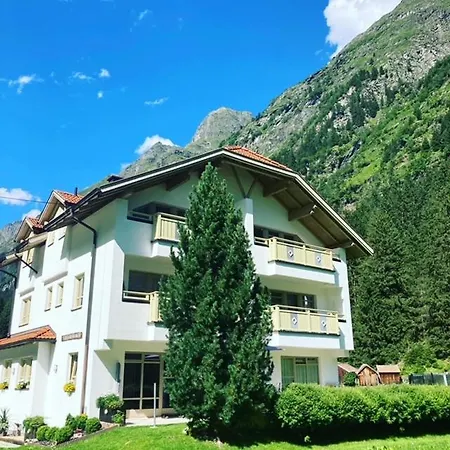 Apartment Ronalds St. Leonhard im Pitztal