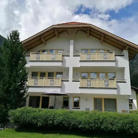 Apartment Ronalds St. Leonhard im Pitztal