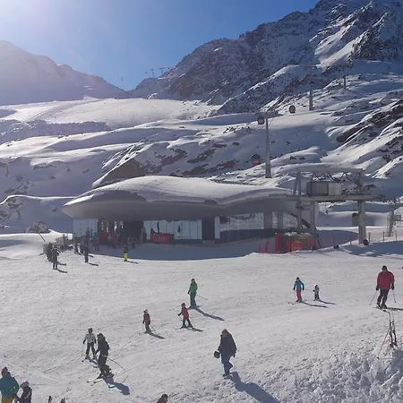 Ronalds Sankt Leonhard im Pitztal